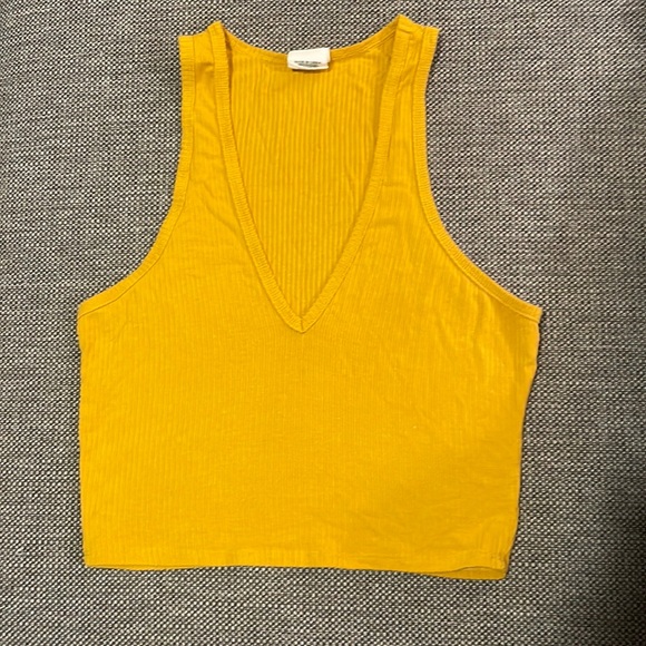 Bundle of 6 Crop Tops - Picture 3 of 16